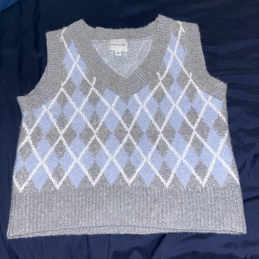 sleeveless sweater vest - from marshalls, M, baby blue/white/grey